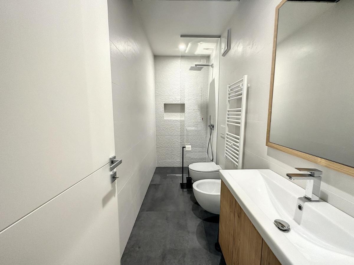 Ad Suite Apartment 加尔达湖滨 外观 照片