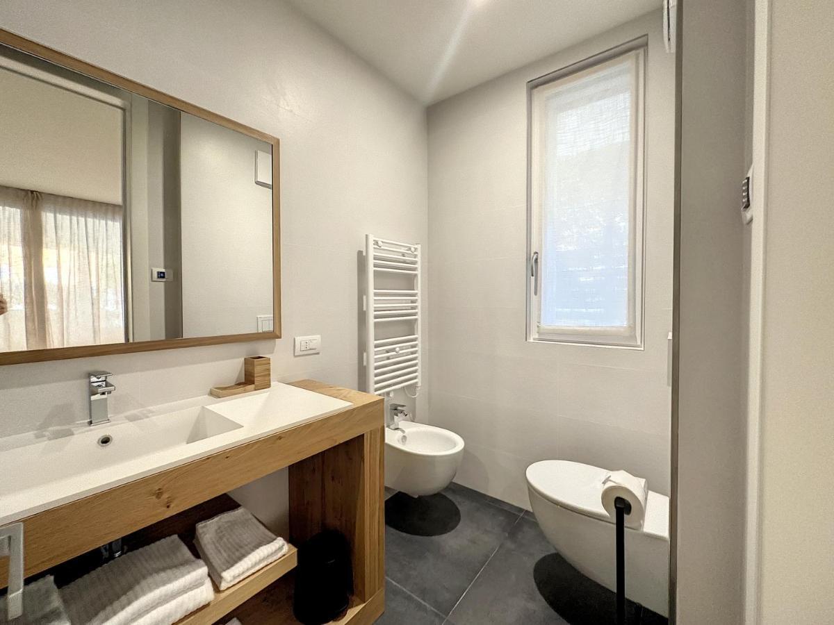 Ad Suite Apartment 加尔达湖滨 外观 照片