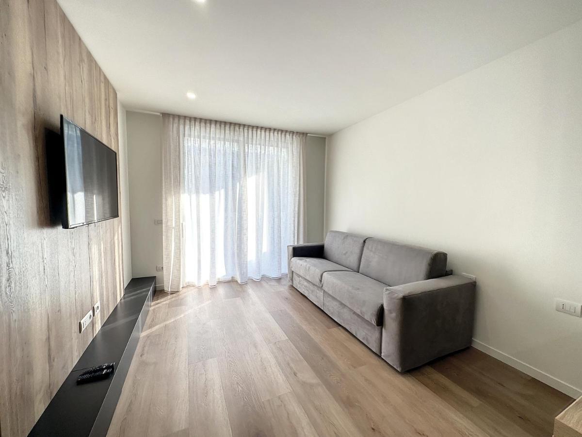 Ad Suite Apartment 加尔达湖滨 外观 照片