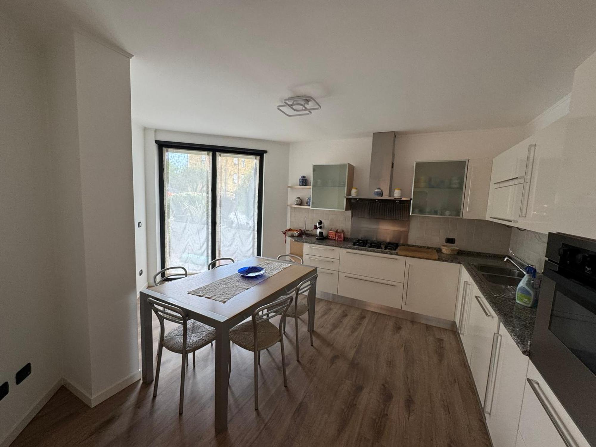 Ad Suite Apartment 加尔达湖滨 外观 照片